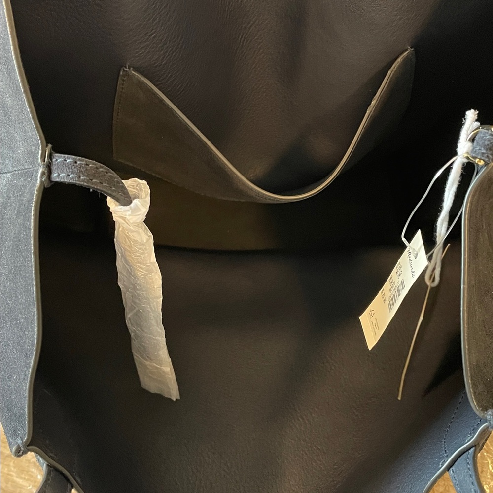 Madewell Soft Grain Suede The Shopper Tote JUNIPER BERRY New - Picture 7 of 7
